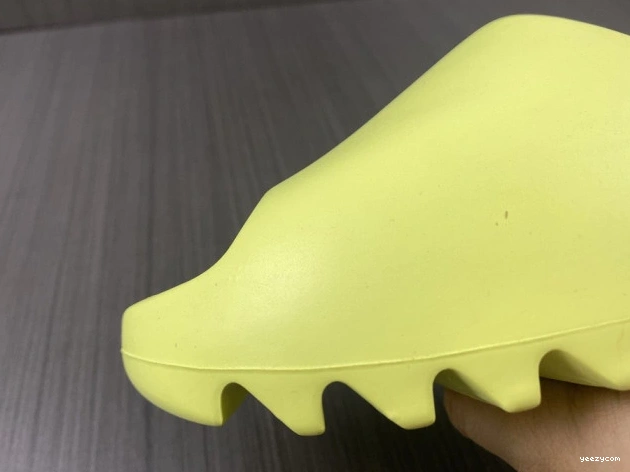 GX6138 Yeezy Slide Green Adidas 0719